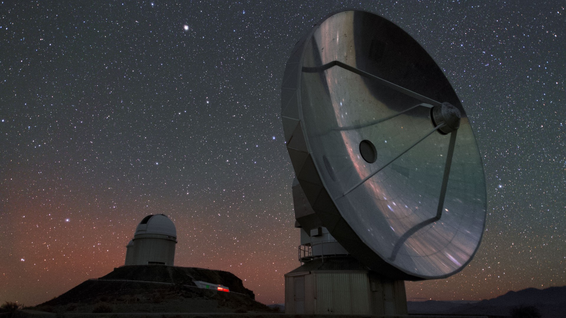 Radar tournée vers le ciel