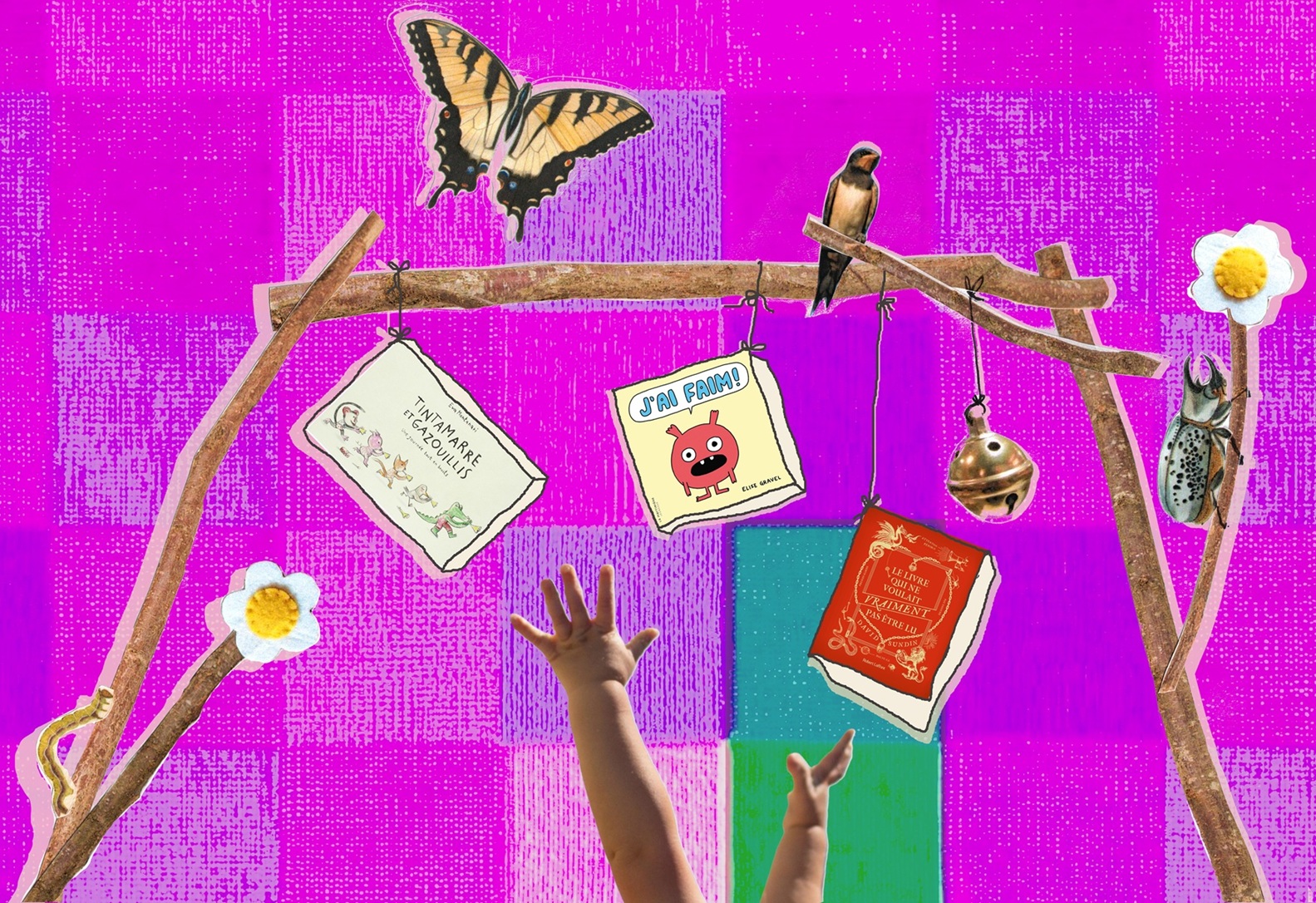 mains avec livres